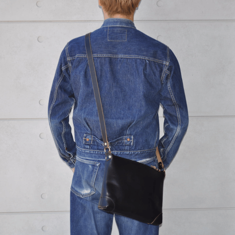 ART BROWN VGC00074AB Chromexcel Sacoche Shoulder Bag