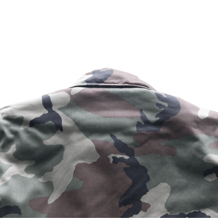 BUZZ RICKSON'S バズリクソンズ BR15763 Type DECK A-2 “BUZZ RICKSON MFG. CO.” CAMOUFLAGE VERSION カモフラージュバージョン デッキA-2ジャケット 米海軍 甲板作業用ジャケットN-1の後継モデル コットン・ナイロンの混紡生地 ウッドランドのカモフラージュ生地