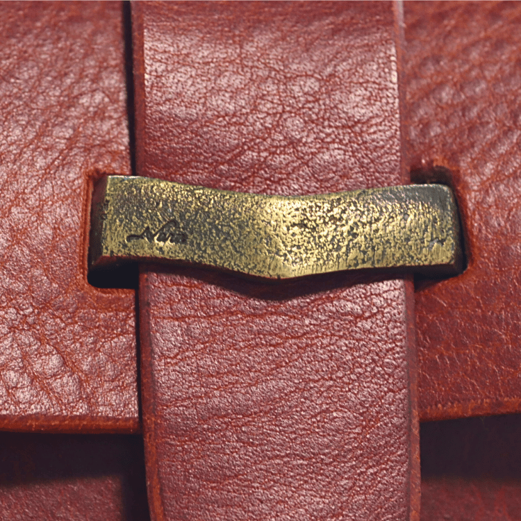 池之端銀革店 Haru HC-536 イタリアンレザーギャルソンコンパクトウォレット 2つ折りウォレット