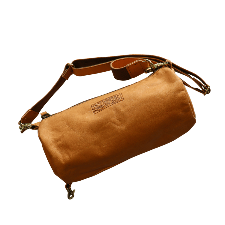 BUTLER VERNER SAILS バトラーバーナーセイルズ  Horse Roll Shoulder JA-1059-33  馬革ロールショルダーバッグ