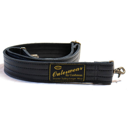 CUSHMAN クッシュマン 29118 LEATHER SHOULDER BAG MEDIUM シボ感のある カウハイド シュリンクレザー を使用した レザーショルダーバッグ ( Mサイズ ) スタッズカスタムショルダーバック 牛革 真鍮スタッズ WALDES社製ボールチェーン ジッパー