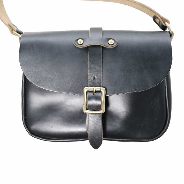 ART BROWN アートブラウン VGC00072AB Chromexcel Postman Bag クロムエクセル ポストマンバッグ 日本製 ショルダーバッグ 本革 Horween社製クロムエクセル 長財布が入るサイズ