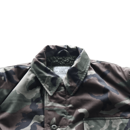 BUZZ RICKSON'S バズリクソンズ BR15763 Type DECK A-2 “BUZZ RICKSON MFG. CO.” CAMOUFLAGE VERSION カモフラージュバージョン デッキA-2ジャケット 米海軍 甲板作業用ジャケットN-1の後継モデル コットン・ナイロンの混紡生地 ウッドランドのカモフラージュ生地