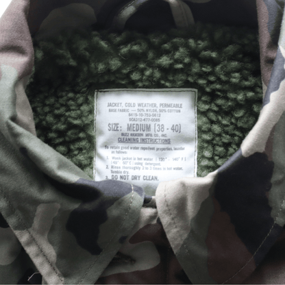 BUZZ RICKSON'S バズリクソンズ BR15763 Type DECK A-2 “BUZZ RICKSON MFG. CO.” CAMOUFLAGE VERSION カモフラージュバージョン デッキA-2ジャケット 米海軍 甲板作業用ジャケットN-1の後継モデル コットン・ナイロンの混紡生地 ウッドランドのカモフラージュ生地