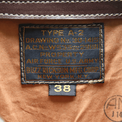 BUZZ RICKSON'S バズリクソンズ BR80659 Type A-2 “A.C. No.W535 ac 29191 BUZZ RICKSON MFG.CORP.” ブロンコ社 1942年製造モデル 陸軍航空隊 あずき色 赤褐色のラセットブラウン ステッチワーク クロスステッチ