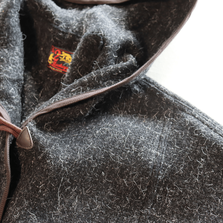 The 2 Monkeys TM12443 Montagnard Poncho モンタニャールポンチョ 山賊 ケープ モチーフ モンタニャール 山の民