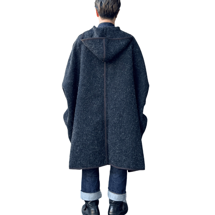 The 2 Monkeys TM12443 Montagnard Poncho モンタニャールポンチョ 山賊 ケープ モチーフ モンタニャール 山の民