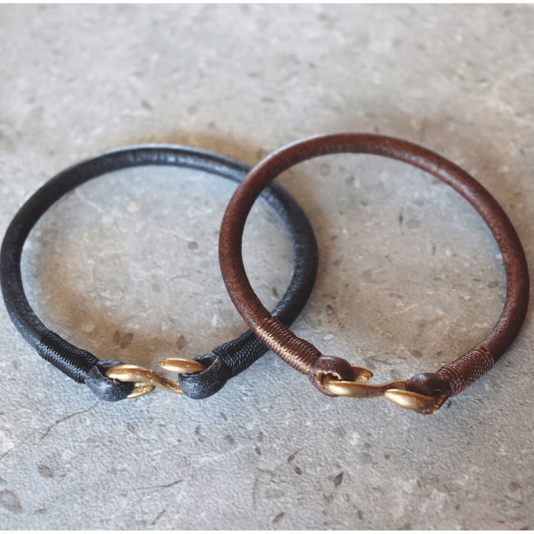 KC's KQA002 S-hook Cowhide NEO Bracelet, Made with Premium Cowhide Leather, Hand-Stitched with Colored Stitching, Durable and Luxurious, Size M