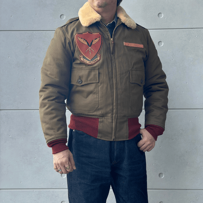 TOYS McCOY トイズマッコイ TMJ2528 TYPE B-10 TOYS McCOY MFG.CO. " Miss D-day " B-10 ジャケット ミリタリージャケット 赤リブ