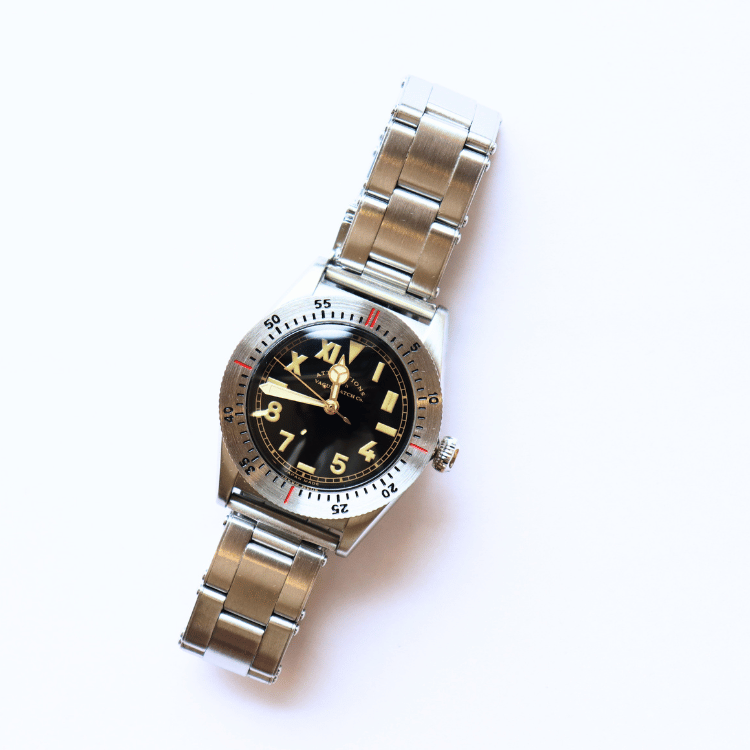 ATTRACTIONS × VAGUE WATCH Co. アトラクションズ X バーグウォッチ A20046 “20TH ANNIVERSARY WRIST WATCH” LIMITED EDITION 20THアニバーサリーリストウォッチ リミテッドエディション 腕時計 メンズ コラボレーション 20周年 アニバーサリーモデル 日本製オートマチックムーブメント
