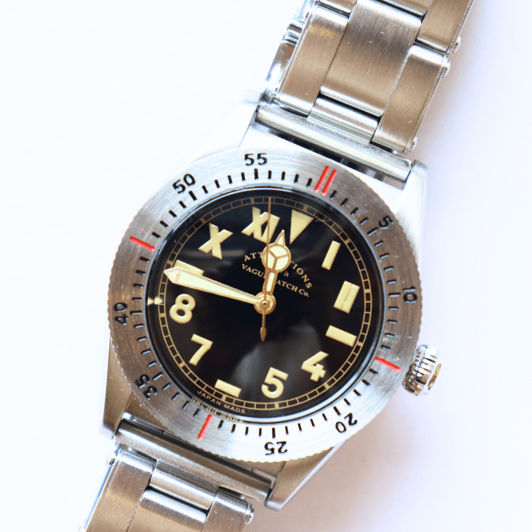 ATTRACTIONS × VAGUE WATCH Co. アトラクションズ X バーグウォッチ A20046 “20TH ANNIVERSARY WRIST WATCH” LIMITED EDITION 20THアニバーサリーリストウォッチ リミテッドエディション 腕時計 メンズ コラボレーション 20周年 アニバーサリーモデル 日本製オートマチックムーブメント