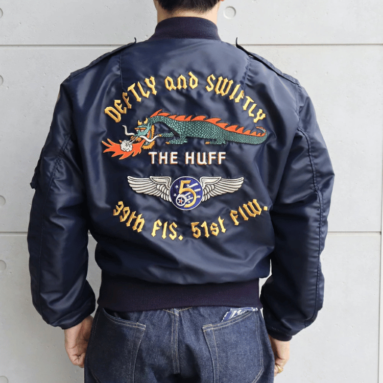 TOYS McCOY トイズマッコイ TMJ2305 TYPE L-2A TEST SAMPLE 39th FIS 51st FIW " THE HUFF " ジェームスL.トンプソン テストサンプル L-2A