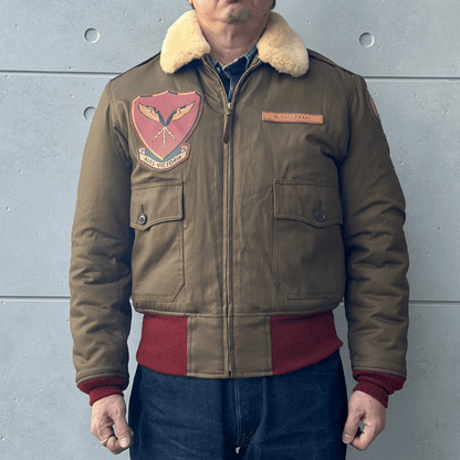 TOYS McCOY トイズマッコイ TMJ2528 TYPE B-10 TOYS McCOY MFG.CO. " Miss D-day " B-10 ジャケット ミリタリージャケット 赤リブ