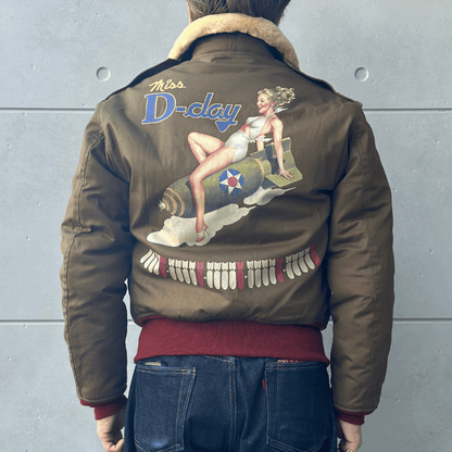 TOYS McCOY トイズマッコイ TMJ2528 TYPE B-10 TOYS McCOY MFG.CO. " Miss D-day " B-10 ジャケット ミリタリージャケット 赤リブ