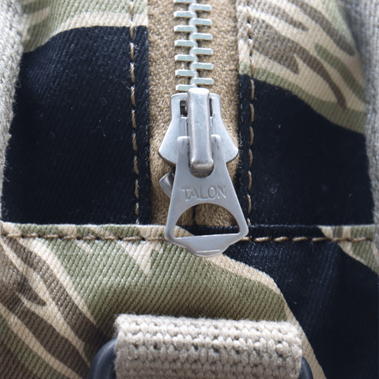 BUZZ RICKSON'S バズリクソンズ BR02878 SUIT-PNEUMATIC ANTI-G, TYPE G-3A TIGER CAMOUFLAGE BAG タイガーカモ ショルダーバッグ