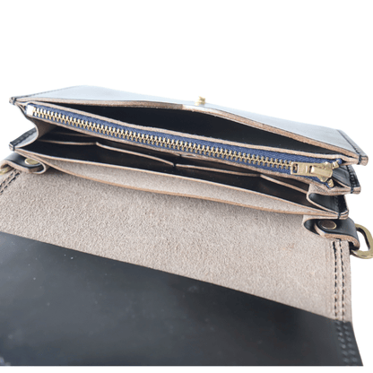 ART BROWN VGC00002NJ Chromexcel Wallet Bag - Men's Chromexcel Leather Wallet with Large Storage Capacity