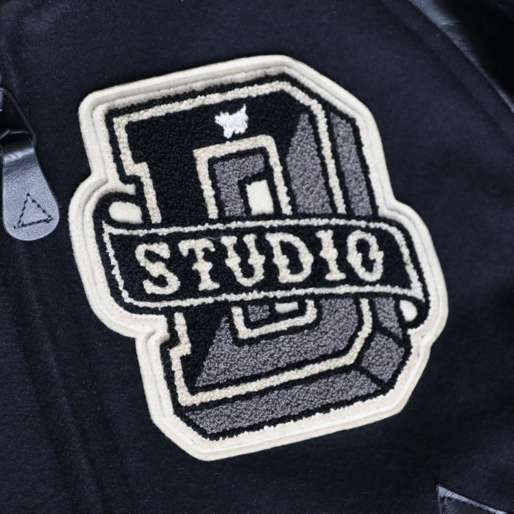 STUDIO D'ARTISAN ステュディオダルチザン 4664S 桐生スタジアムジャケット スタジャン アメカジ 馬革 刺繍