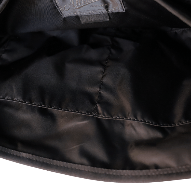 ATTRACTIONS アトラクションズ x SPEAKEASY A20037 Black Messenger ブラックメッセンジャー ショルダーバッグ